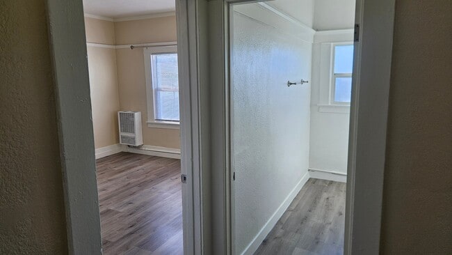 Photo - 1330 W 11th St Unit 16
