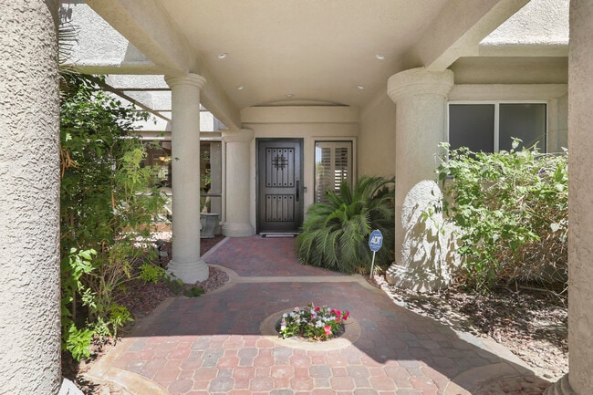 Photo - 78950 Starlight Ln