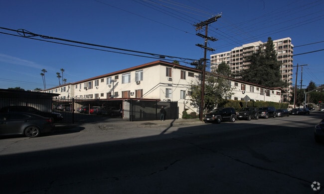 Primary Photo - 4402 Los Feliz Blvd