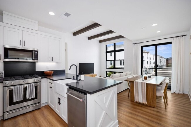 Building Photo - 1286 Molara Ln