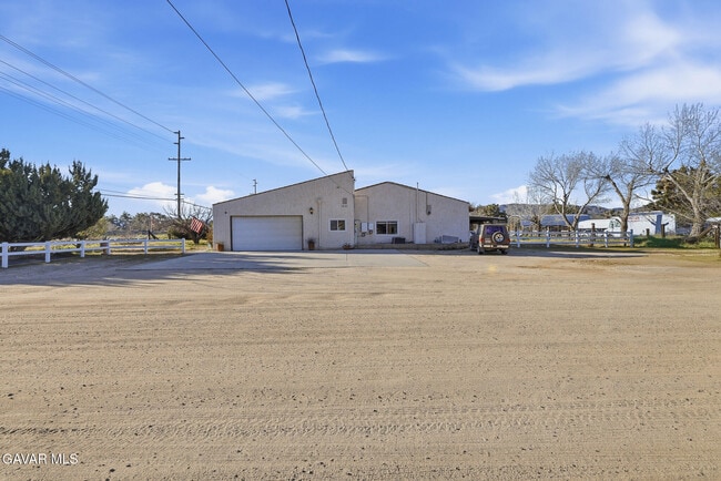 Building Photo - 40555 20th St W