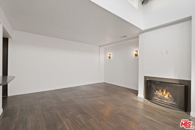 Photo - 2175 S Beverly Glen Blvd Unit 403