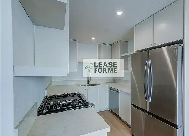 Photo - 1279 W 38th St