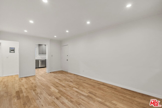 Photo - 1235 N Harper Ave Unit 20