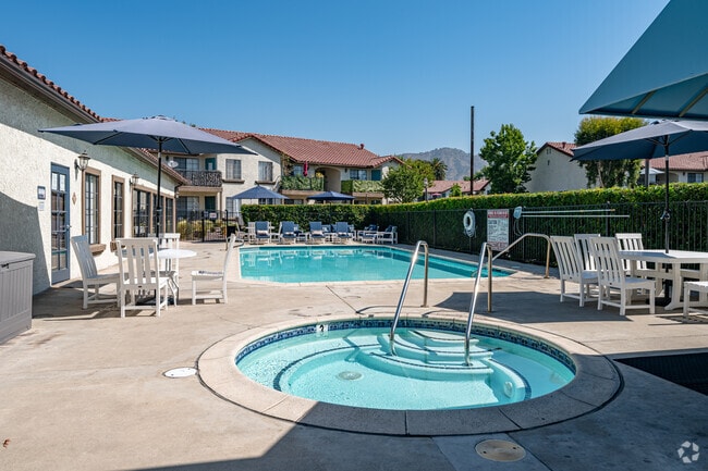 Pool - Soldano Senior Village