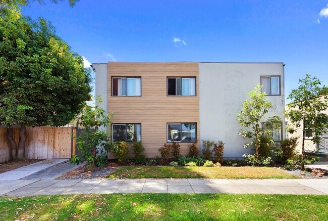 Grand Avenue Apartments - Grand Avenue Apartments