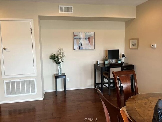 Photo - 13032 Union Ave