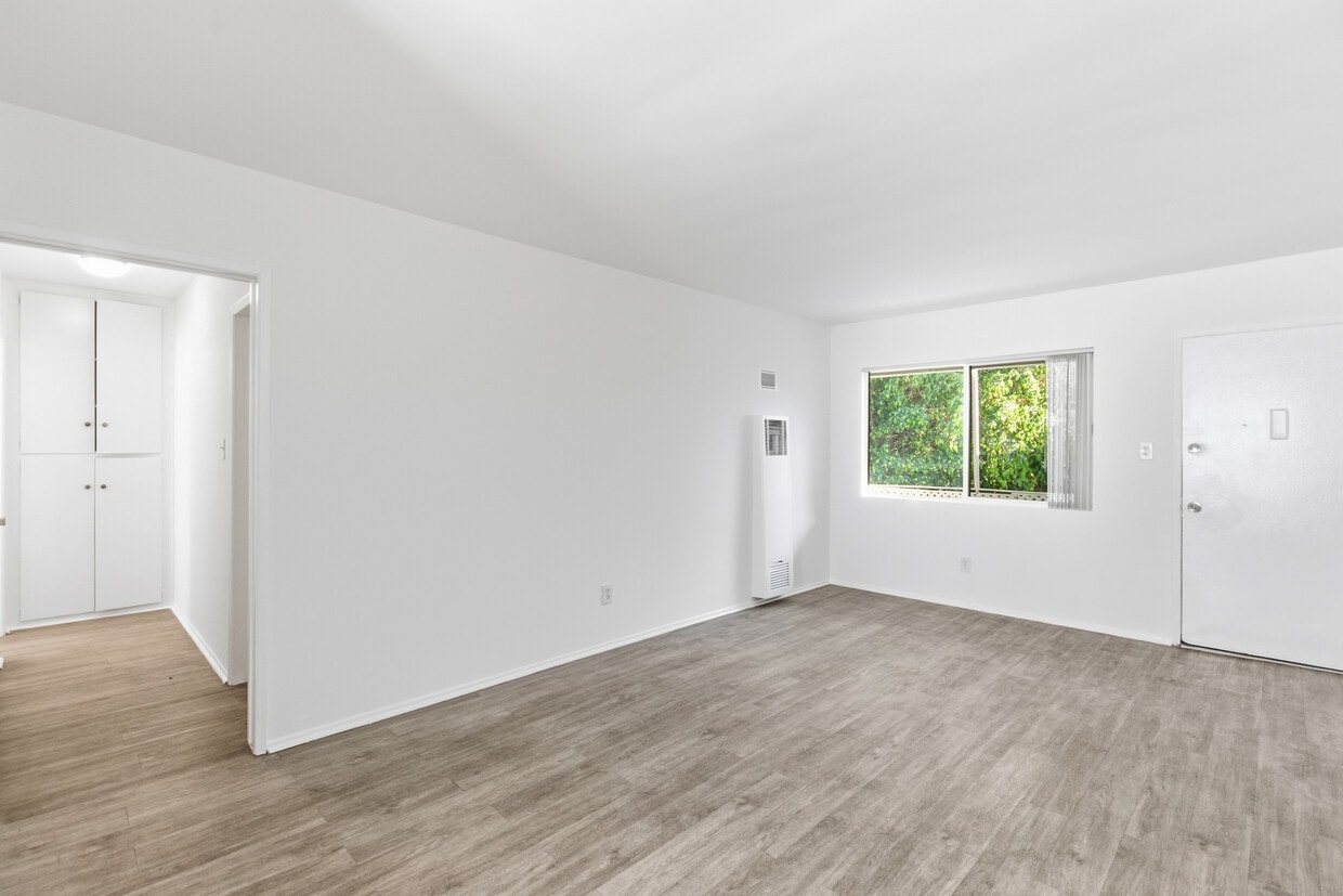 Floor Plan - 1 Bed + 1 Bath