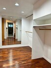 mb walkin closet - 4300 Via Marisol