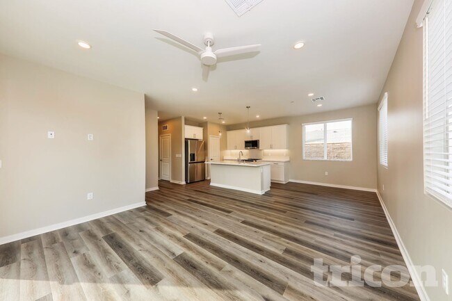 Photo - 1735 Lorraine Dr