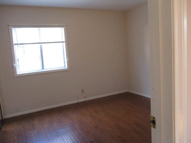 Photo - 1318 Amapola Ave