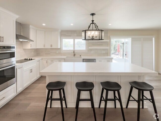 Building Photo - Stable Lanes Way Unit A Rental