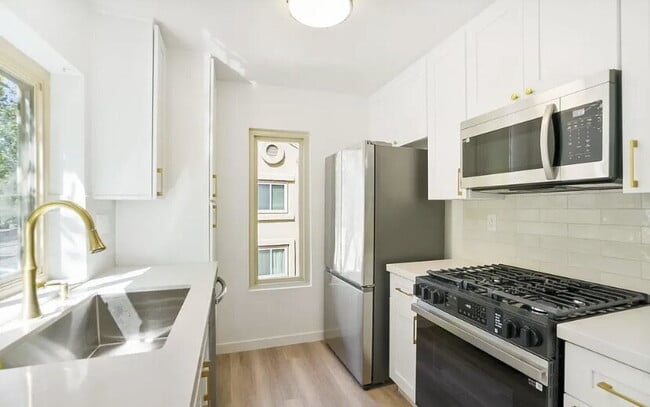 Photo - Modern Top-Floor Retreat in the Heart of Mira Mesa Unit 122, San Diego, CA 92126