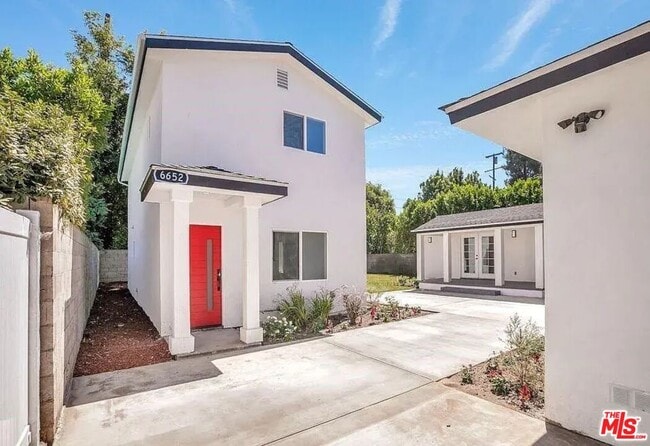 Photo - 6652 Orion Ave