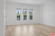 Photo - 933 N Fairfax Ave Apartment Unit 1