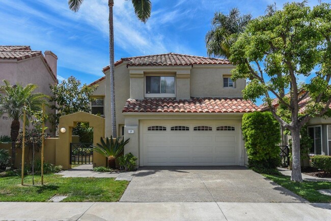 Building Photo - 9 Las Cruces