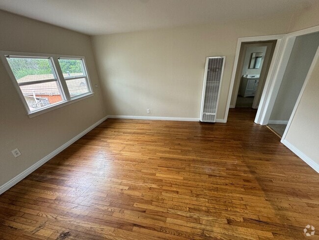 Building Photo - 151 Unit B Rental