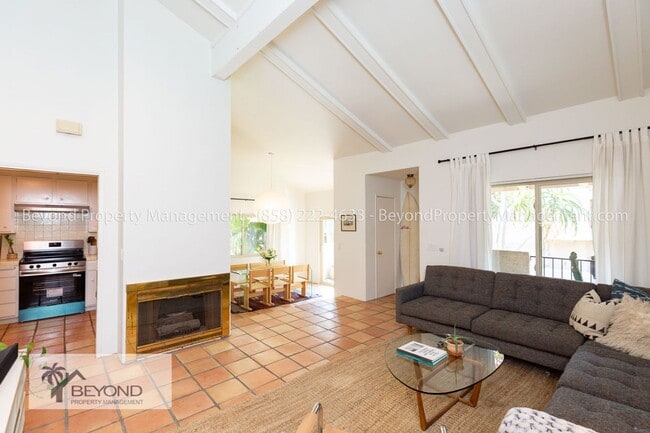 COASTAL CARSLBAD 2BR/2BA CONDO –PET FRIEN... - COASTAL CARSLBAD 2BR/2BA CONDO –PET FRIEN...