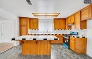 Photo - 13786 Sylmar Dr House