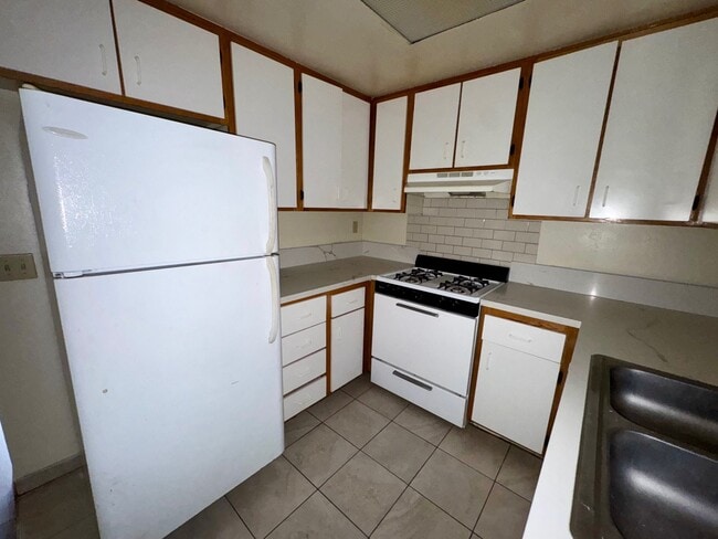 Photo - 3325 Andrita St Unit D