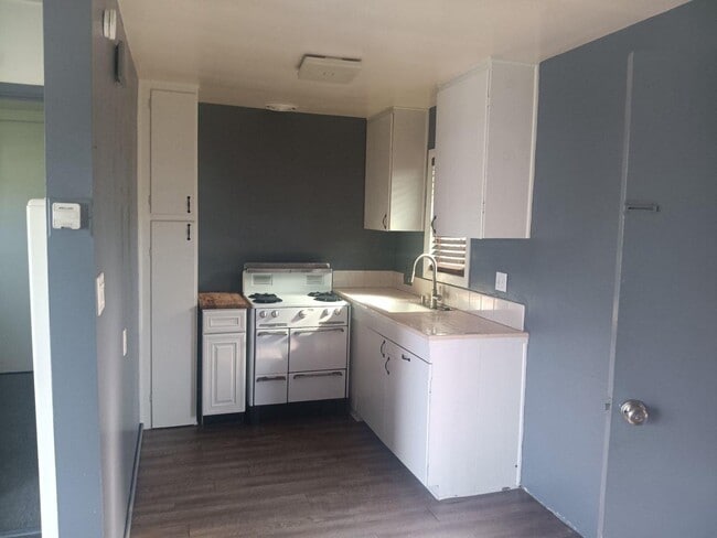 Photo - 9709 Bixby Ave