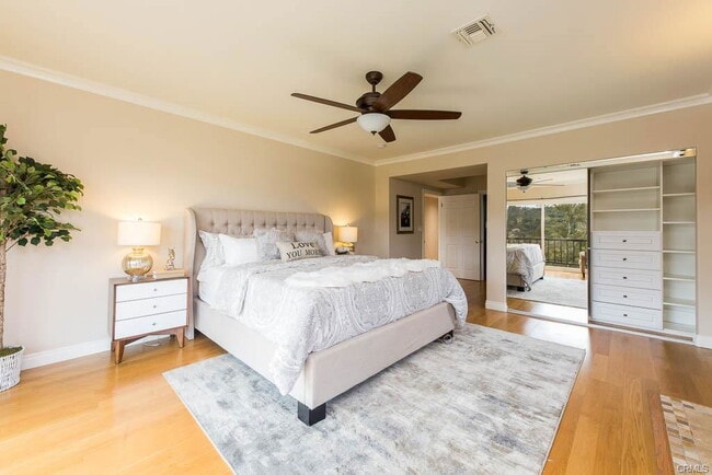 Photo - 20900 Bandera St