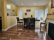 Photo - 1853 Maybrook Way
