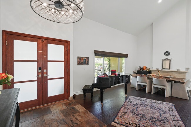 Photo - 2355 Stormcroft Ct