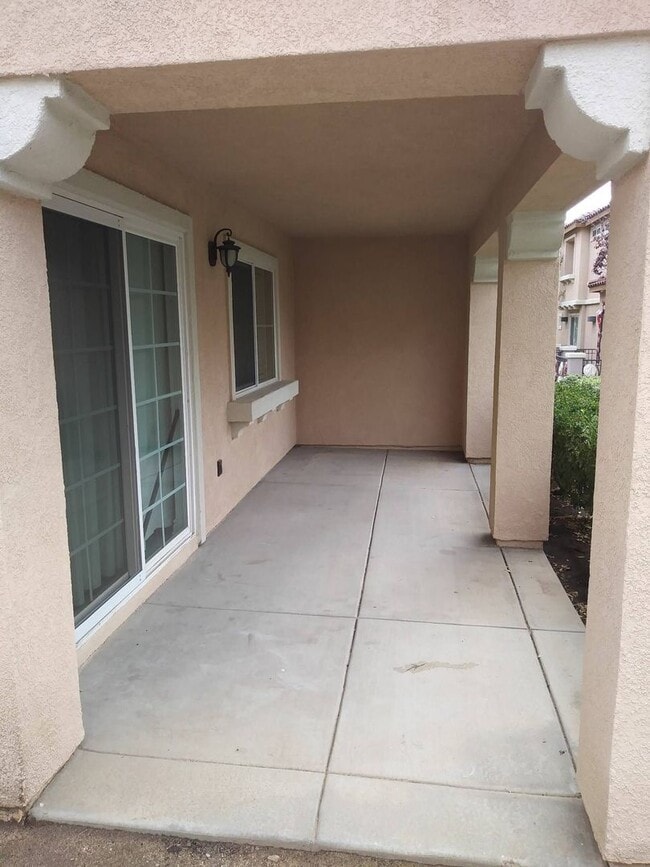 Photo - Spacious 3 Bedroom Moreno Valley Townhouse in Gated  Community!