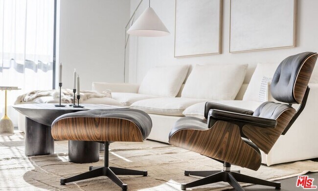 Photo - 724 Croft Ave Unit 307