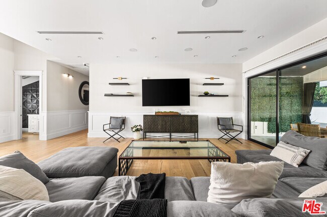 Photo - 13339 Margate St