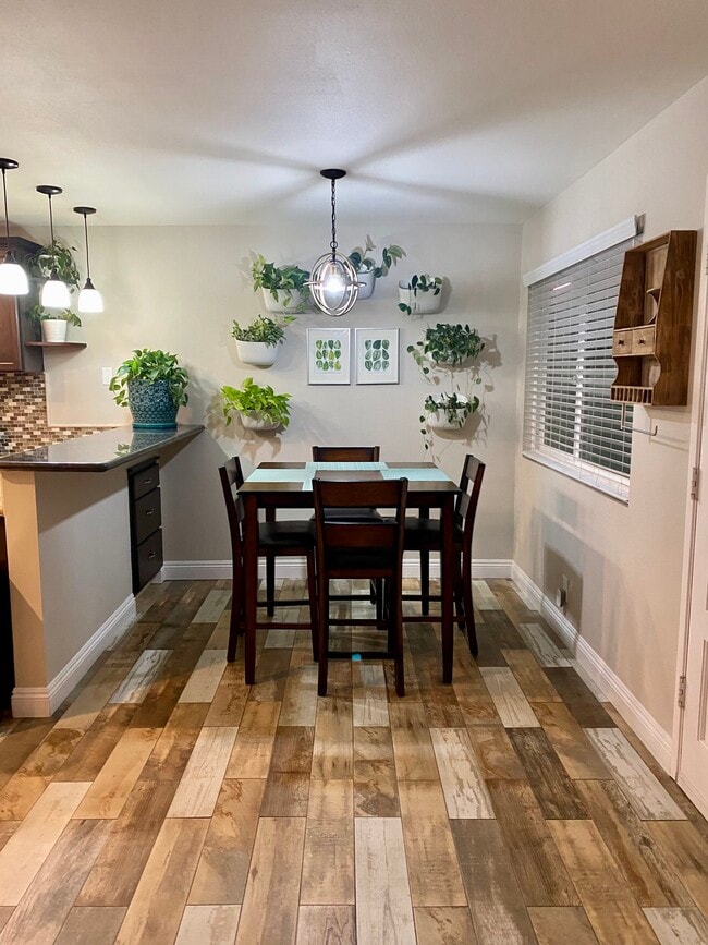 Photo - 37 Dearborn Pl Unit 92