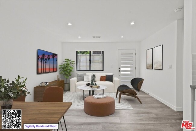 Photo - 519 N Martel Ave