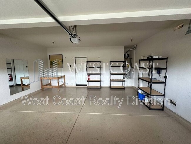 Photo - 820 Silver Dr