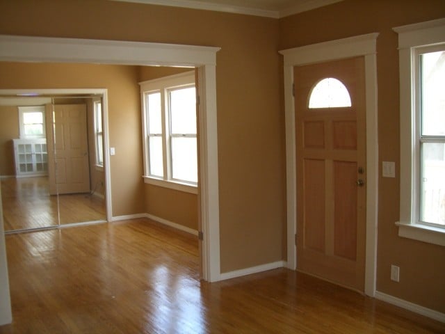 Living Room - 1345 Portia St Apartment Unit 1349