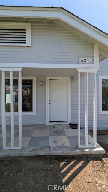 Building Photo - 6232 Reno Ave Rental