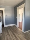 Photo - 649 W 8th St