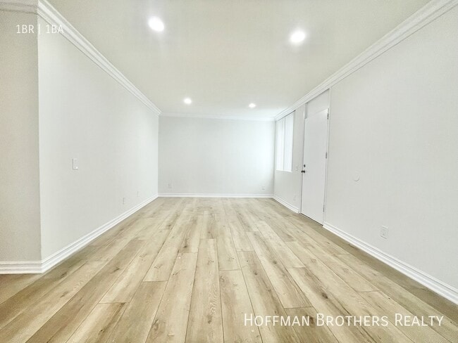 Photo - 6060 Fulton Ave Unit 9