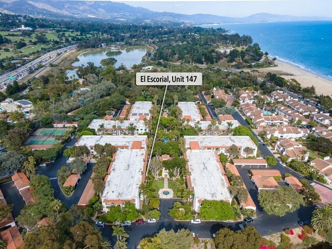 Building Photo - Total Quality Living! El Escorial Villas at East Beach~