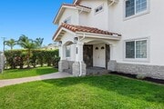 Photo - 1749 Dahlia Ave House