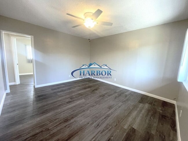 Photo - 1388 Martin Luther King Jr Ave