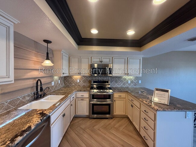 Building Photo - 4551 Costa De Oro
