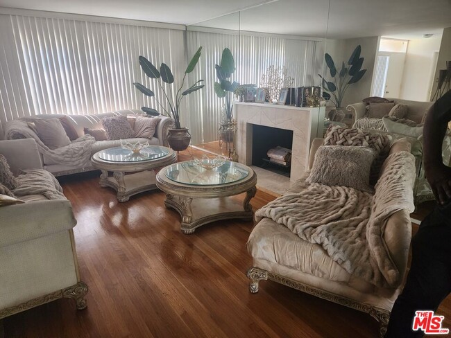 Photo - 5101 Presidio Dr