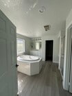 Principal Bath - 25201 Lemongrass St