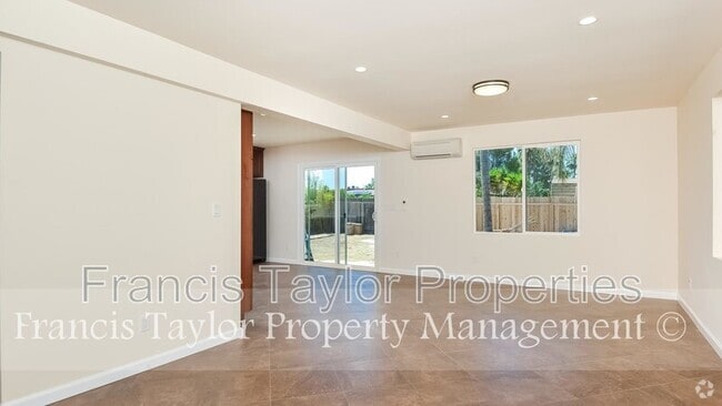 Building Photo - 2559 Haas St Rental
