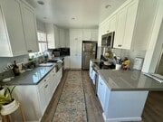 Kitchen - 1000 Highland Ave Apartments Unit 11