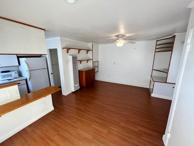 Building Photo - 163 W Mariposa