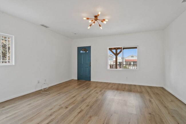 Photo - 2435 Houston St Unit 2435