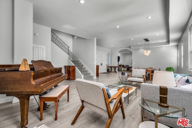 Photo - 928 Harbor Crossing Ln