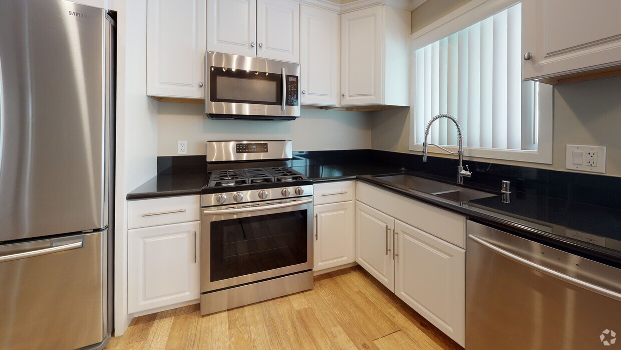 3D Tour - 12222-12226 Ohio Ave